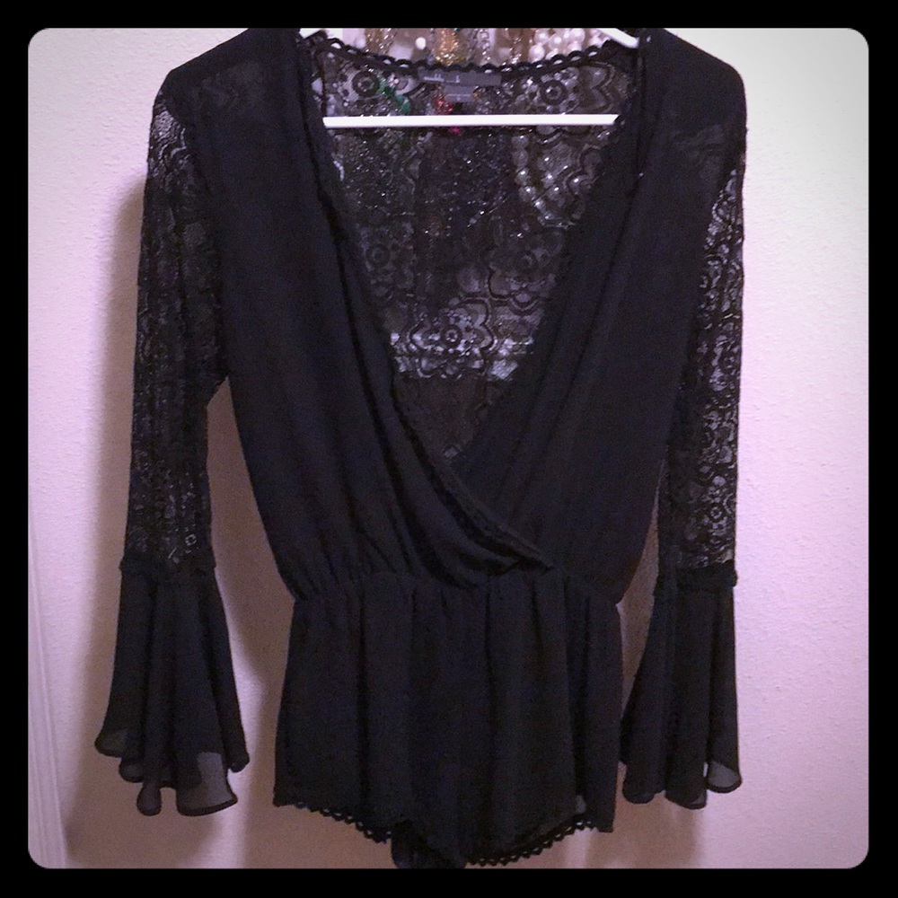Black romper size s. Worn once